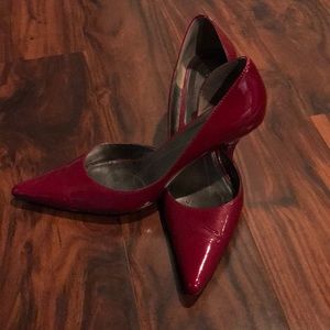 Red Anne Klein pumps